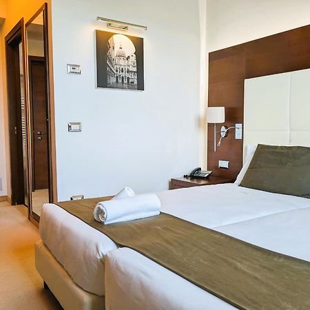 Il Gentiluomo Hotel & Spa อาเรซโซ ภายนอก รูปภาพ