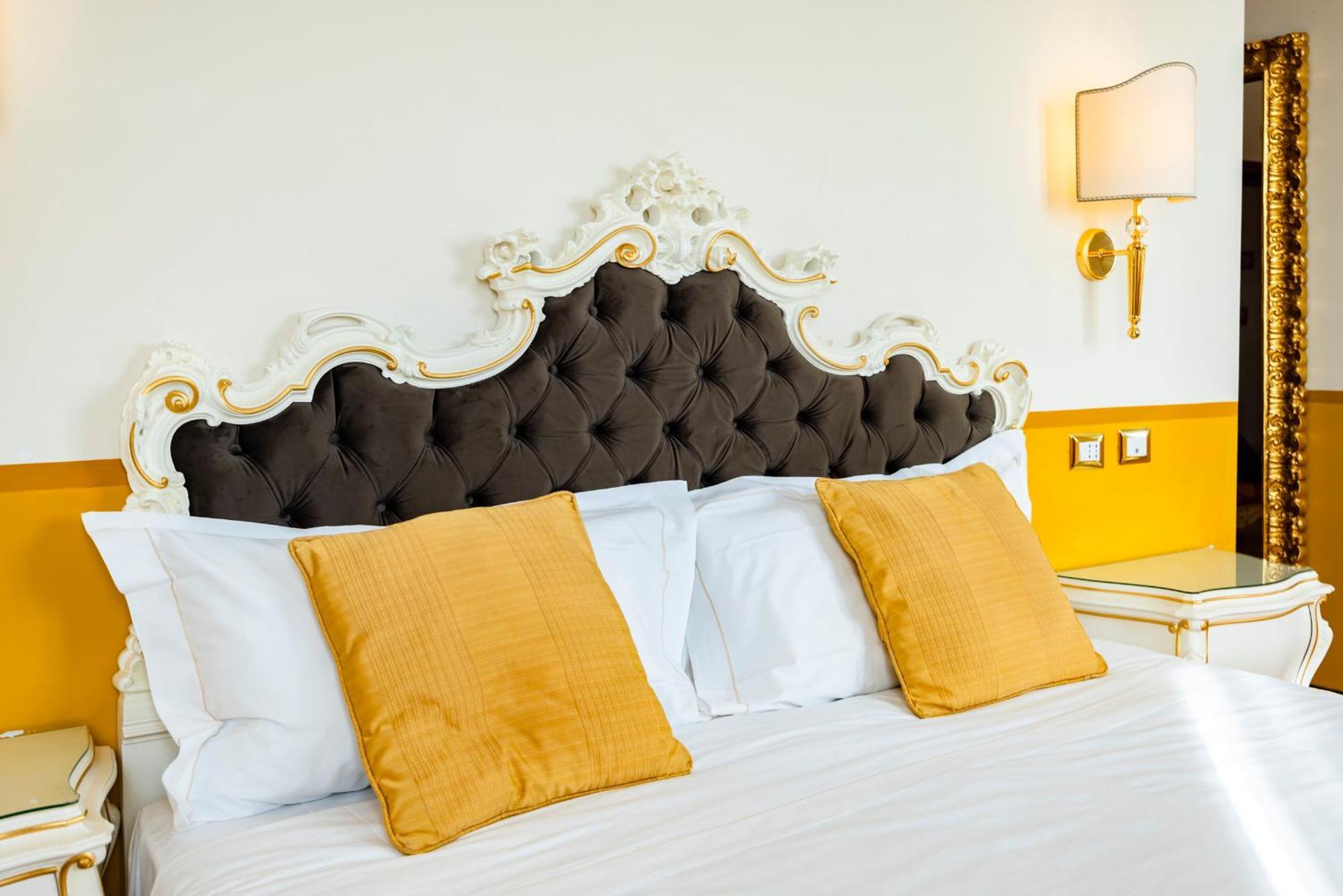 Il Gentiluomo Hotel & Spa อาเรซโซ ภายนอก รูปภาพ